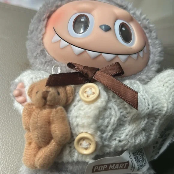 AUTHENTIC Labubu Doll & Outfit Included - Picture 5 of 5